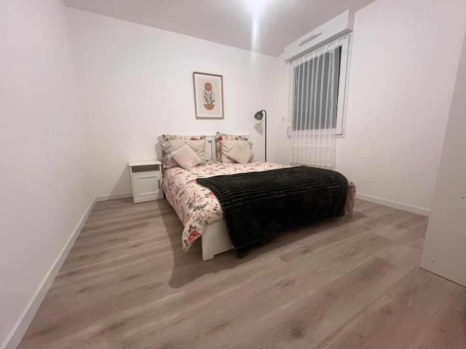 Wifi Parking Paris Apartment Chessy (Seine-et-Marne)